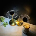 Table LED en Métal Rayé Lotus à Commande Tactile