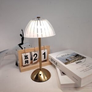 Lampe de Table - Umbrella Shade Dimmable