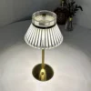 Lampe de table en aluminium tactile et sans fil